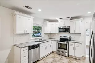 3417 Lark Ln, Decatur, GA 30032 - Photo 6