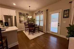 986 Lakeview Oaks Ct, Grayson, GA 30017 - Photo 8