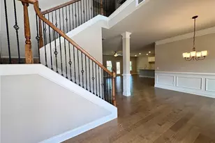 986 Lakeview Oaks Ct, Grayson, GA 30017 - Photo 4