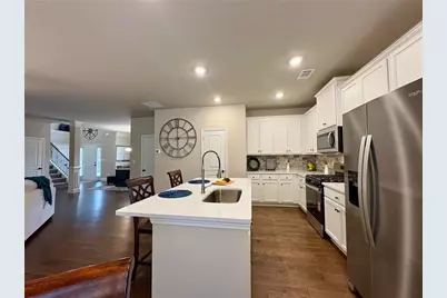 986 Lakeview Oaks Court, Grayson, GA 30017 - Photo 10