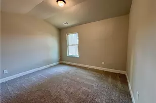 986 Lakeview Oaks Ct, Grayson, GA 30017 - Photo 12