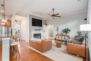 1065 Creekwood Cir, Madison, GA 30650 - Photo 6