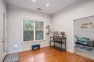 1065 Creekwood Cir, Madison, GA 30650 - Photo 16