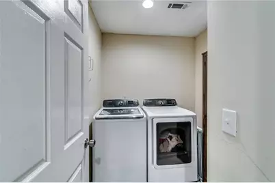 8241 McKenzie Place, Lithonia, GA 30058 - Photo 12