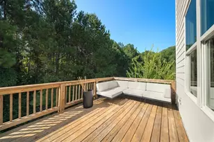 1990 Drew Dr, Atlanta, GA 30318 - Photo 12
