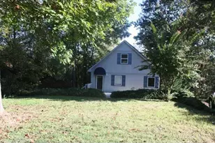 3836 Clubhouse Dr, Gainesville, GA 30501 - Photo 2