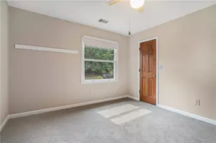 4390 Inns Brook Dr, Snellville, GA 30039 - Photo 18