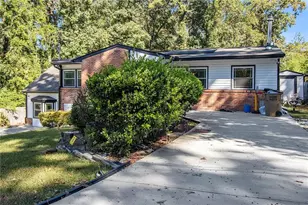 764 Caribbean Dr, Forest Park, GA 30297 - Photo 2