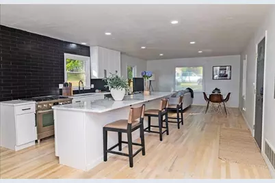 3807 Greenhill Drive, Chamblee, GA 30341 - Photo 8