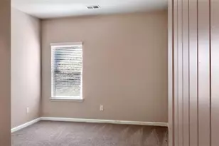 4906 Zoya Ct SW, Atlanta, GA 30331 - Photo 8