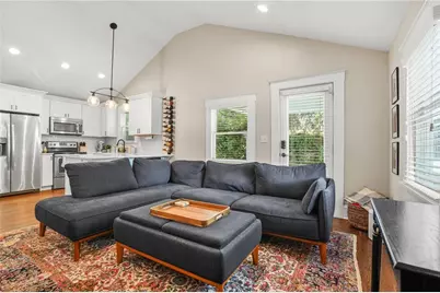 727 Holmes Street, Atlanta, GA 30318 - Photo 4