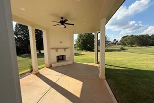 1570 Traditions Way, Jefferson, GA 30549 - Photo 6