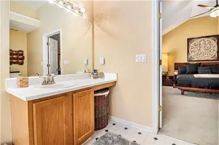 2437 Charleston Pointe Ct SE, Atlanta, GA 30316 - Photo 10