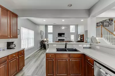7804 Keepsake Lane, Flowery Branch, GA 30542 - Photo 10