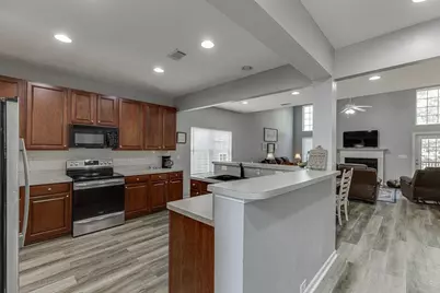 7804 Keepsake Lane, Flowery Branch, GA 30542 - Photo 8