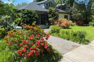 1566 N Morningside Dr NE, Atlanta, GA 30306 - Photo 1