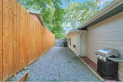 2710 Dresden Drive, Chamblee, GA 30341 - Photo 28