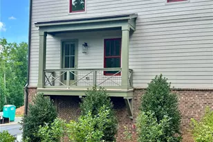 1917 Repose Dr, Chamblee, GA 30341 - Photo 4