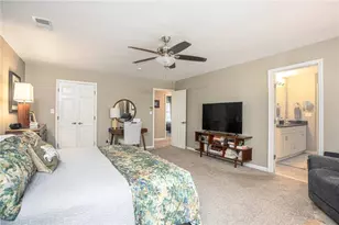 3725 Hunting Ridge Dr SW, Lilburn, GA 30047 - Photo 32