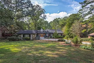 3725 Hunting Ridge Dr SW, Lilburn, GA 30047 - Photo 4