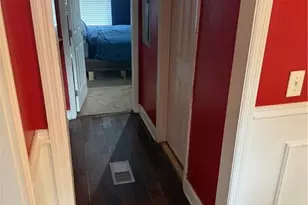 586 Commercial Ave NW, Atlanta, GA 30318 - Photo 12