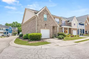 2318 Marbleridge Dr, Gainesville, GA 30501 - Photo 2