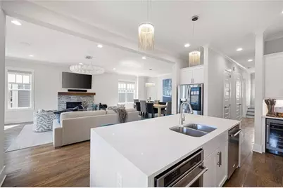 1472 Fairmont Avenue NW, Atlanta, GA 30318 - Photo 2