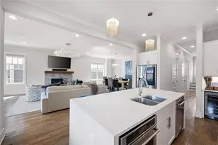 1472 Fairmont Ave NW, Atlanta, GA 30318 - Photo 2