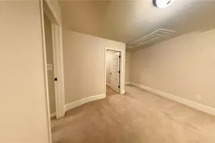 870 Clifton Springs Close Dr, Atlanta, GA 30349 - Photo 18