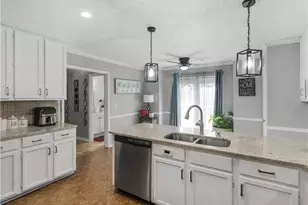 586 Clubland Cir SE, Conyers, GA 30094 - Photo 10