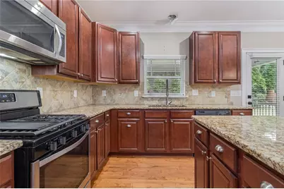 3940 Hamilton Cove Court, Cumming, GA 30028 - Photo 10