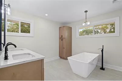 1564 Boulderwoods Drive SE, Atlanta, GA 30316 - Photo 16