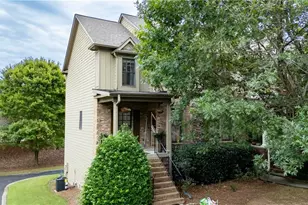 1255 Faircrest Crossing Dr, Alpharetta, GA 30004 - Photo 2