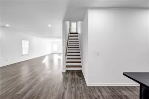 2738 Chamberlain Ct, Lawrenceville, GA 30044 - Photo 4