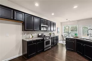 4965 Brierstone Dr, Alpharetta, GA 30004 - Photo 6