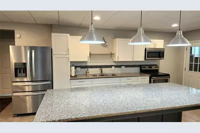 6368 Aarons Way, Flowery Branch, GA 30542 - Photo 8