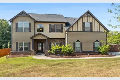 2748 Village Park Drive E, Ellenwood, GA 30294 - Photo 2