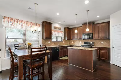 2748 Village Park Drive E, Ellenwood, GA 30294 - Photo 8