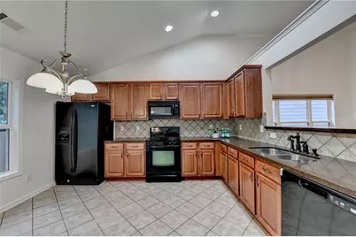 898 Harvest Brook Drive, Lawrenceville, GA 30043 - Photo 18