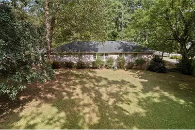 589 Creek View Drive, Lawrenceville, GA 30044 - Photo 16