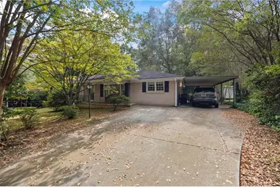 589 Creek View Drive, Lawrenceville, GA 30044 - Photo 2