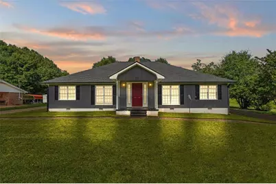 213 Poplar Street #Unit B, Bowdon, GA 30108 - Photo 2