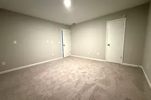 169 Holly Ct, Loganville, GA 30052 - Photo 10