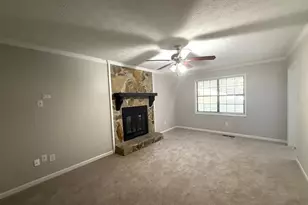 169 Holly Ct, Loganville, GA 30052 - Photo 2