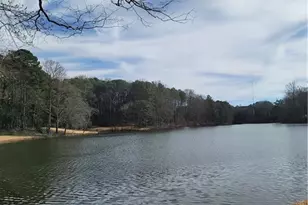 2475 Northlake Ct NE, Atlanta, GA 30345 - Photo 2