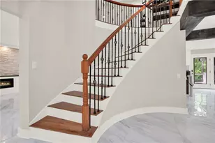 3270 Brookview Dr, Marietta, GA 30068 - Photo 6