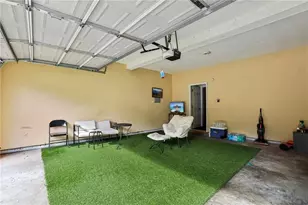 4031 Robin Cir, Atlanta, GA 30349 - Photo 18