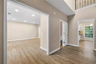 5705 Cannonero Dr, Alpharetta, GA 30005 - Photo 12