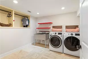 557 E Wesley Rd, Atlanta, GA 30305 - Photo 20