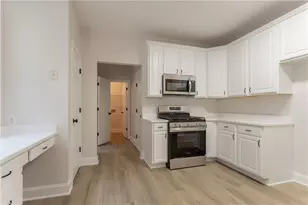 2346 Hampton Park Dr, Buford, GA 30519 - Photo 10